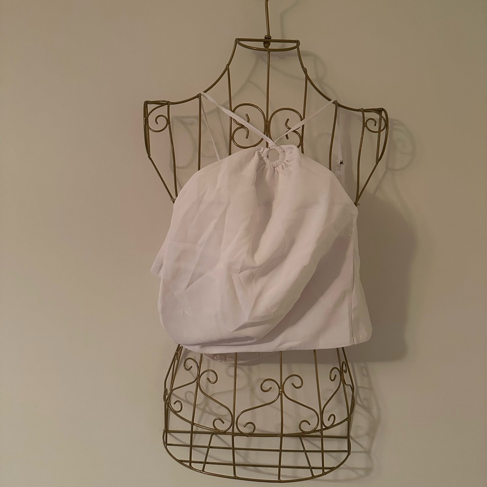 Abercrombie & Fitch White Crop